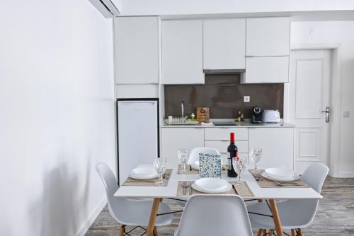 Küche, Palacete da Baixa by MY CHOICE in Faro