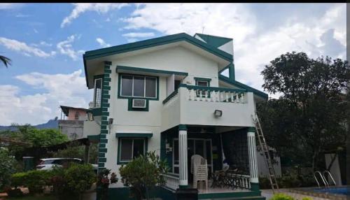 2 BHK PI Villa by Luxe Tourism