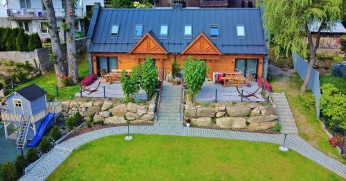 DOMEK SUDECKI ZAKĄTEK - 2 APARTAMENTY 7- os Z GORĄCĄ BALIĄ ZEWNĘTRZNĄ, Szklarska Poręba