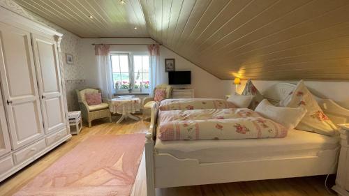 松呐黒木膳食公寓酒店