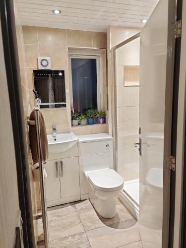 Dan's House, Manchester (photo 9)