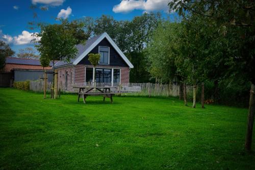  Het Gouwe Boetje, Pension in Hoogwoud