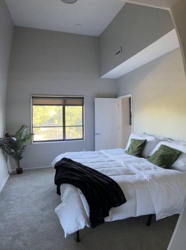 Luxury Condo 2 bed 2 bath near Downtown KC in Kansas City, USA