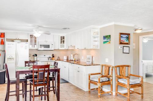 KCB Bungalow in Key Colony Beach, USA