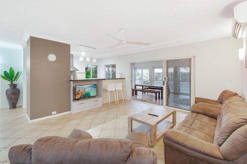 Three-Bedroom Apartment image 10