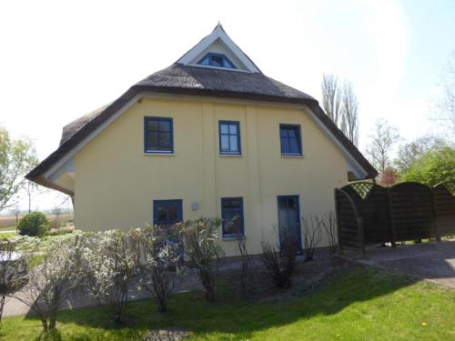 Reetdachhaus in der Puddeminer Wiek in Puddemin, Deutschland