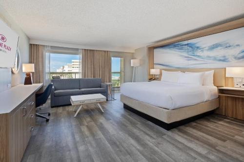 Photo - Crowne Plaza Melbourne-Oceanfront by IHG