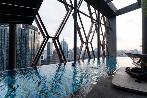KLCC CityViewStayCation AT Scarletz Suites By HAPYHOME - image 7