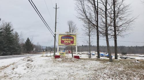 calabogie motor inn - Accommodation - Calabogie