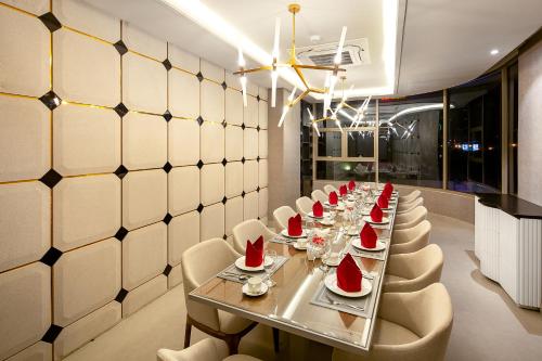 417300654 Grand Citiview Da Nang Hotel