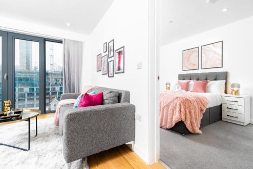 Candy Suite - 5 mins to Bullring Mall and New Street Station, Birmingham (photo 2)