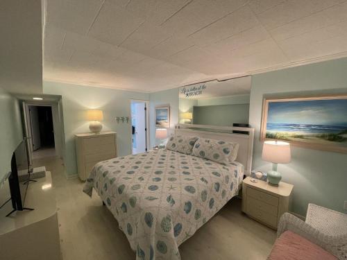 Two-Bedroom Apartment image 5