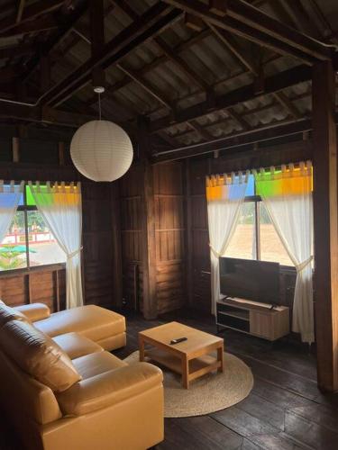 BUA Homestay : cozy house in Laplae district