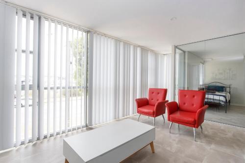 Waverley apartment A-two bedrooms wifi available - image 5