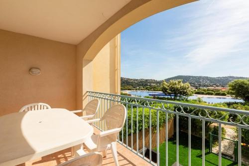 Résidence le Hameau des Issambres - maeva Home - Appartement 2 Pièces 6 Per 04 - Location saisonnière - Roquebrune-sur-Argens