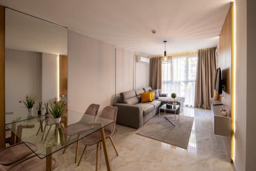One-Bedroom Apartment image 10