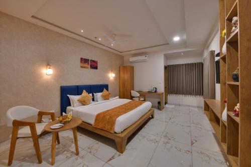 Click Hotel Tulsi Jamnagar