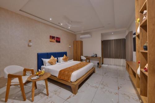 Click Hotel Tulsi Jamnagar