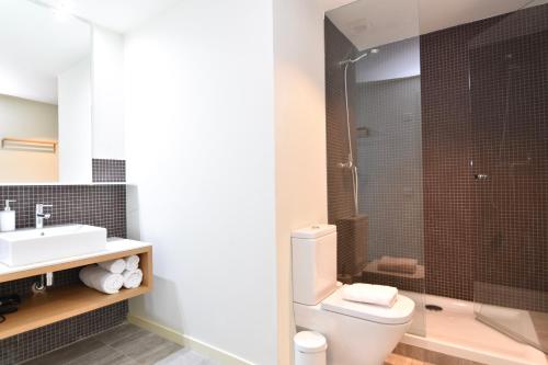 Caterina Corporate House - image 14