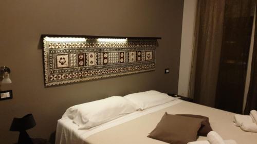 Superior Double or Twin Room image 9