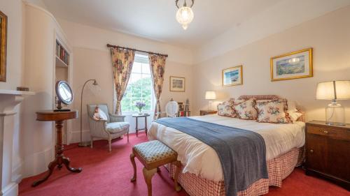 1 queen bed