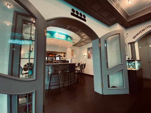 ผับ/เลาจน์, E&D Hotel Rodgau in รอดเกา