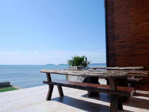 Balcony/terrace, Talaytime villa near Oasis Sea World Dolphin Show