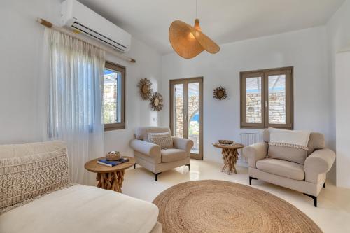  Amalgam Homes Paros in Ampelas