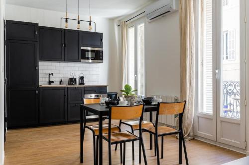 IMHOST - Appartement luxueux climatisé -Marseille -Le Panier, Marseille (fotografie 10)
