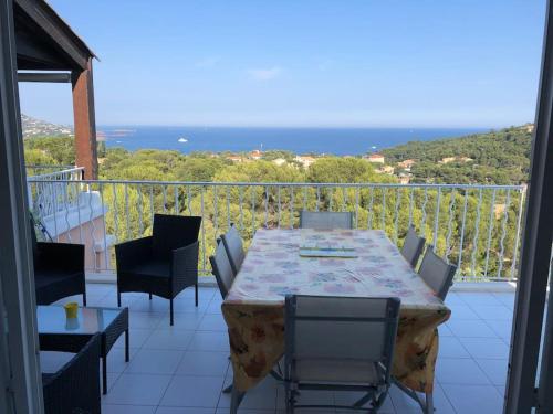 appartement pour 6 personnes cap esterel - Location saisonnière - Saint-Raphaël