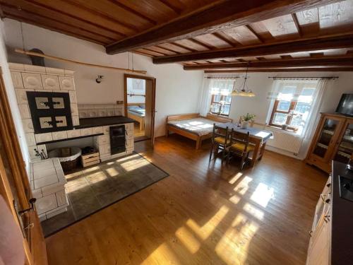 Chaloupka pod hradem in 比斯特雷