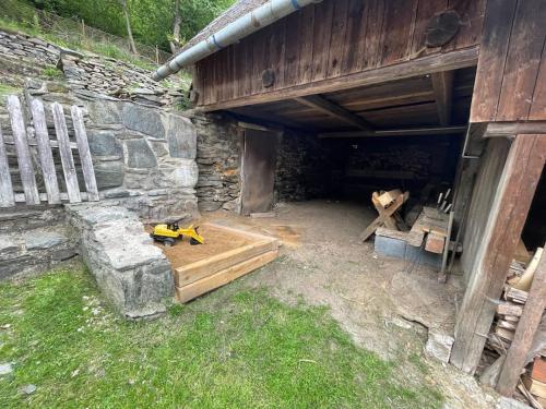 Chaloupka pod hradem Chaloupka pod hradem