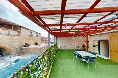 Vistas, The house in the Ramchal in Acre