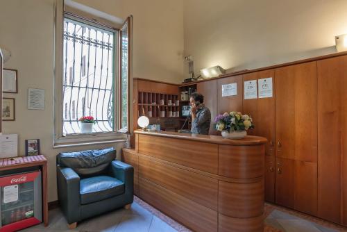 Hotel Bonifacio - image 2