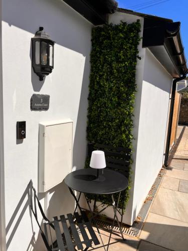 A stylish Apartment on the outskirts of Sandwich in Kent in Woodnesborough