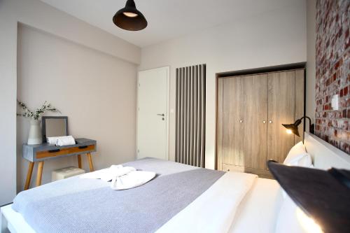 GK Ermou Str - image 8