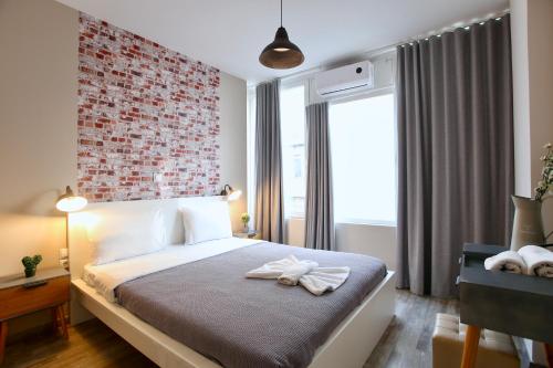 GK Ermou Str - image 3