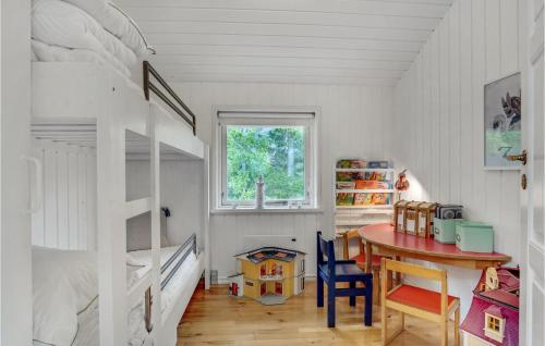 Beautiful Home In Skagen With Kitchen