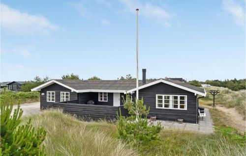  Three-Bedroom Holiday Home In Skagen in Skagen