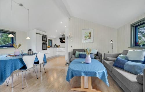 Awesome Home In Hjrring With Sauna, Private Swimming Pool And Indoor Swimming Pool in Hjörring