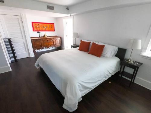 Villa Tranquillity, dog-friendly, free bike Studio in St. Augustine, USA