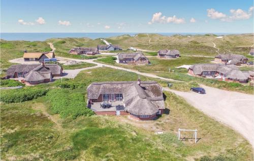 Nice Home In Ringkbing With 5 Bedrooms, Sauna And Indoor Swimming Pool