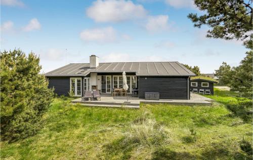 Gorgeous Home In Vejers Strand With Wifi