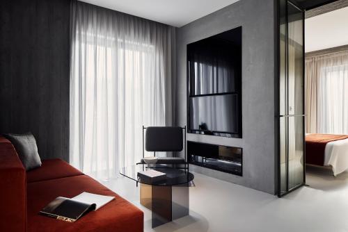 The Newel Metaxourgeio by Athens Stay Room Type - Junior Suite with Balcony
