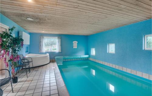  5 Bedroom Pet Friendly Home In Oksbøl in Oksbøl