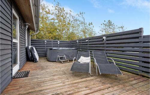 Exterior view, Four-Bedroom Holiday Home In Tarm in Hemmet