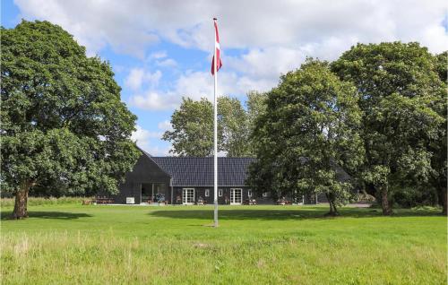 Awesome Home In Grindsted With Kitchen