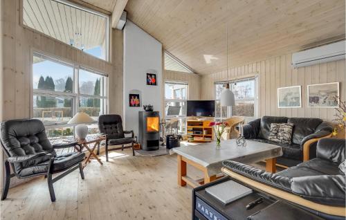  Awesome Home In Hejls With 3 Bedrooms And Wifi in Hejls