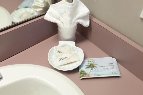 海军上将汽车旅馆 海军上将汽车旅馆