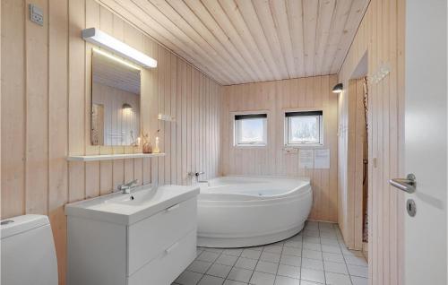  Stunning Home In Hvide Sande With House A Panoramic View in Hvide Sande
